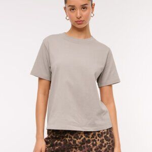 Essential Premium Polished Easy Tee